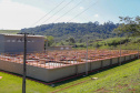 Do alto, o grande receptor circular em construção pela Companhia de Saneamento do Paraná (Sanepar) chama atenção. Ele é peça-chave na ampliação da Estação de Tratamento de Esgoto (ETE) Norte, em Londrina, na Região Norte do Paraná. Foto Gilson Abreu