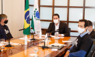 A Granja do Canguiri, ex-residência oficial dos governadores paranaenses, terá uma nova utilidade e será transformada na Escola Agrícola 4.0. O governador Carlos Massa Ratinho Junior assinou nesta terça-feira (28) o documento que formaliza a transferência do imóvel, localizado em Pinhais, na Região Metropolitana de Curitiba, para a Secretaria de Estado da Educação e do Esporte, que será responsável pela implantação do projeto-piloto da unidade.  
