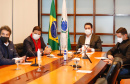 O novo Anel de Integração foi pauta de mais um encontro virtual, realizado nesta quinta-feira (30), entre o governador Carlos Massa Ratinho Junior, o ministro da Infraestrutura, Tarcísio Gomes de Freitas, e a bancada federal paranaense. Estado e a União seguem discutindo lotes, obras e a modelagem da nova concessão de rodovias que cortam o Paraná.