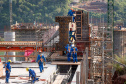Governador destaca evolução das obras na Ponte da Integração.Foto: Rubens Fraulini/ Itaipu Binacional