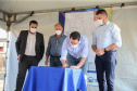 O Governador Carlos Massa Ratinho Junior autotiza nesta sexta-feira (14/08),  a ordem de servico para pavimentacao asfaltica no bairro Estados  em Fazenda Rio Grande acompanhado do secretário de Desenvolvimento Urbano, Joao Carlos Ortega Fazenda Rio Grande, 13/08/2020 - Foto: Geraldo Bubniak/AEN