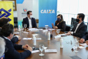 O governador Carlos Massa Ratinho Junior assinou nesta quarta-feira (9) o contrato do financiamento de R$ 1,6 bilhão que o Governo do Paraná captou com o Banco do Brasil e a Caixa Econômica Federal.