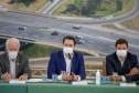 O governador Carlos Massa Ratinho Junior anunciou nesta quarta-feira (16) um programa de obras de infraestrutura que soma R$ 4 bilhões. Os projetos envolvem melhorias e modernização de rodovias, estradas rurais em todas as regiões do Paraná, além de um grande investimento no Litoral do Estado e na segurança pública.Foto Gilson Abreu/AEN