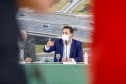 O governador Carlos Massa Ratinho Junior anunciou nesta quarta-feira (16) um programa de obras de infraestrutura que soma R$ 4 bilhões. Os projetos envolvem melhorias e modernização de rodovias, estradas rurais em todas as regiões do Paraná, além de um grande investimento no Litoral do Estado e na segurança pública.Foto Gilson Abreu/AEN