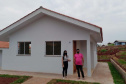 Famílias de Ampére recebem chaves da casa própria. Foto: Cohapar