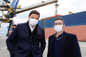 O governador Carlos Massa Ratinho Junior inaugurou nesta terça-feira (21) a obra de ampliação do cais do Porto de Paranaguá, no Litoral do Estado. O berço 201 foi modernizado e o cais de atracação foi prolongado em 100 metros. Os investimentos da empresa pública Portos do Paraná somam R$ 201,7 milhões e vão aumentar em 140% a capacidade atual de movimentação de cargas.