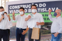Cambé, na Região Metropolitana de Londrina, vai resolver um antigo problema logístico e de trânsito, além de fomentar um novo eixo de desenvolvimento para a cidade. Nesta quinta-feira (24), o governador Carlos Massa Ratinho Junior assinou a ordem de serviço para início imediato da construção do viaduto Bratislava, antiga reivindicação da população da região.