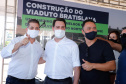 Cambé, na Região Metropolitana de Londrina, vai resolver um antigo problema logístico e de trânsito, além de fomentar um novo eixo de desenvolvimento para a cidade. Nesta quinta-feira (24), o governador Carlos Massa Ratinho Junior assinou a ordem de serviço para início imediato da construção do viaduto Bratislava, antiga reivindicação da população da região.