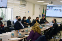 O secretário de Estado da Saúde, Beto Preto, entregou formalmente a versão final do Plano Estadual de Saúde (PES) nesta quinta-feira (24) aos membros do Conselho Estadual de Saúde do Paraná. Foto: Américo Antonio/SESA