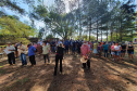 O Instituto Água e Terra (IAT) entregou nesta sexta-feira (25) os documentos para regularização fundiária para 187 famílias de pequenos agricultores do município de Cândido de Abreu, na Região Central do Estado. O IAT é um órgão vinculado à Secretaria do Desenvolvimento Sustentável e do Turismo.
Foto:IAT
