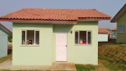  Quinze famílias carentes de Itapejara D’Oeste realizaram nesta quinta-feira (1) o sonho de ter uma casa própria. As unidades habitacionais foram entregues pela Cohapar, Secretaria da Justiça, Família e Trabalho (Sejuf) e a prefeitura, parceiros em um projeto viabilizado por meio do programa Nossa Gente Paraná. Foto: Eduardo Cioatto / Cohapar