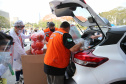 Nesta sexta-feira (02), acontece o último drive thru para entrega de brinquedos da campanha Paraná Piá no estacionamento do Palácio Iguaçu, em Curitiba. A primeira-dama Luciana Saito Massa acompanha a arrecadação.A campanha, promovida pela Superintendência Geral de Ação Solidária (SGAS), do Governo do Estado, arrecada brinquedos novos ou usados, em bom estado, para serem distribuídos em comemoração ao Dia das Crianças, celebrado no dia 12 de outubro. 02/10/2020 - Foto: Geraldo Bubniak/AEN