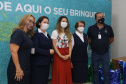 Encerramento da Campanha Paraná Piá, idealizada pela Primeira Dama do Estado, a Srª Luciana Saito Massa juntamente com a Superintendência Geral de Ação Solidária, no Hospital da Providencia em Apucarana, nesta quinta-feira(15).O objetivo da Campanha foi arrecadar brinquedos que foram entregues em comemoração ao dia das crianças. 15/10/2020 - Foto: Geraldo Bubniak/AEN
