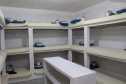 O Governo do Estado, por meio da Secretaria da Segurança Pública do Departamento Penitenciário (Depen), inaugurou nesta quinta-feira (15) a Cadeia Pública Feminina de Londrina. Totalmente reestruturado, o novo espaço, localizado no antigo 3º Distrito Policial, conta com 176 vagas e espaços mais adequados para a custódia de mulheres presas da região Norte.Foto:SESP
