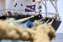 Este ano, os portos do Paraná receberam navios de 48 nacionalidades diferentes. De janeiro até setembro, 1.845 atracações aconteceram nos terminais de Paranaguá e Antonina. A bandeira mais frequente foi a da República das Ilhas Marshall, um pequeno país da Oceania, que apareceu em 273 embarcações. 