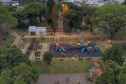  A menos de um quilômetro do Ginásio de Esportes Walter Marcon está a Praça Central de São Miguel do Iguaçu. Ela passou por uma revitalização com apoio de R$ 670 mil da Secretaria do Desenvolvimento Urbano e de Obras Públicas e foi entregue em meados do ano passado. Foto: José Fernando Ogura/AEN