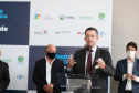 Promovido pela Invest Paraná, rodada de negócios reúne quem compra e quem vende produtos e serviços no município para facilitar investimentos que gerem emprego e renda. Participam 25 empresas âncoras e 75 pequenas empresas.

Foto: Camila Tonett.