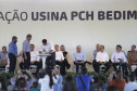 O governador Carlos Massa Ratinho Junior e o presidente da República Jair Bolsonaro assinaram nesta sexta-feira (06) o convênio que vai permitir a reestruturação e modernização de parte do trecho paranaense da BR-487, a chamada Estrada Boiadeira.