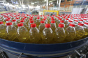 FEITO NO PARANA -  Coamo  cooperativa agro-industrial , a maior cooperativa da América Latina, com sede em Campo Mourão. Tem na linha alimentícia as marcas Primê, Sollus, Dualis e Anniela produz óleo de soja refinado, café torrado e moído, margarinas, farinha de trigo e gordura vegetal hidrogenada. 09/10/2020 -  Foto: Geraldo Bubniak/AEN