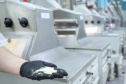 Em Ponta Grossa, o moinho Herança Holandesa, do grupo Unium - que reúne as cooperativas Frísia, Castrolanda e Capal - foi pensado para produzir farinhas especiais para linhas industriais do mercado B2B, como é conhecida a produção para outras marcas. 

No entanto, em 2017, a empresa investiu em tecnologia, ampliou seu mix e iniciou a produção de farinhas para uso doméstico.