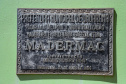 Madermac, empresa especializada na produção de portas, janelas e pisos de madeira. Ribeiro, que é administrador da empresa, explica que toda a produção é feita para pedidos sob medida. Com 36 anos de existência, a Madermac empresa 84 pessoas diretamente.