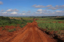 Um convênio entre Itaipu Binacional, Departamento Nacional de Infraestrutura de Transportes (DNIT) e Governo do Paraná vai garantir a execução das obras no trecho paranaense da BR-487, mais conhecida como Estrada Boiadeira. O trecho de 47 km liga os municípios Icaraíma (Porto Camargo) e Umuarama (Serra dos Dourados), no Noroeste do Paraná, e deve estar pronto até início de 2022. 19/11/2020 - Foto: Geraldo Bubniak/AEN