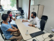 A Cohapar concluiu nesta quinta-feira (3), em Londrina, o primeiro mutirão de audiências de conciliação para renegociação de dívidas imobiliárias, feito em parceria com o Tribunal de Justiça do Paraná (TJPR). A iniciativa conjunta entre os poderes executivo e judiciário estaduais é fruto de um acordo firmado em setembro deste ano e deverá beneficiar milhares de famílias que possuem dívidas de financiamentos com a companhia. (Foto: Ivone Luchini / Cohapar)