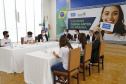O governador Carlos Massa Ratinho Junior lançou nesta terça-feira (8) o site que dá largada ao cadastramento das empresas interessadas em participar do programa Cartão Futuro Emergencial, criado pelo Governo do Estado para estimular e manter as contratações de jovens aprendizes. Foto: Jonathan Campos/AEN