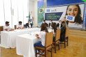 O governador Carlos Massa Ratinho Junior lançou nesta terça-feira (8) o site que dá largada ao cadastramento das empresas interessadas em participar do programa Cartão Futuro Emergencial, criado pelo Governo do Estado para estimular e manter as contratações de jovens aprendizes. Foto: Jonathan Campos/AEN