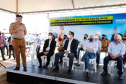 Um investimento do Governo do Estado vai reforçar a segurança do distrito de Entre Rios, área rural de Guarapuava, na região Central do Paraná. Nesta segunda-feira (11), o governador Carlos Massa Ratinho Junior esteve na localidade para a inauguração da nova sede Destacamento da Polícia Militar instalada no distrito.  Entre Rios, Guarapuava, 11/01/2021  -  Foto: Rodrigo Félix Leal