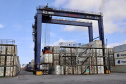 O volume de cargas importadas e exportadas em contêineres em 2020, pelo Porto de Paranaguá, aumentou 6% em relação a 2019. Foram 8.541.091 toneladas, 508.664 toneladas a mais que no ano anterior. Os produtos conteinerizados representam 14,9% da movimentação geral dos portos do Paraná.
