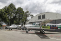 O Governo do Estado apresentou nesta sexta-feira (15), às 10h30, no Aeroporto do Bacacheri, a estrutura disponível para a distribuição da vacina contra a Covid-19. Como forma de acelerar a imunização no Paraná, o Governo destacou toda a frota área do Estado, formada por aviões e helicópteros, para o transporte da vacina. Foto: Jonathan Campos/AEN