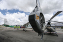 O Governo do Estado apresentou nesta sexta-feira (15), às 10h30, no Aeroporto do Bacacheri, a estrutura disponível para a distribuição da vacina contra a Covid-19. Como forma de acelerar a imunização no Paraná, o Governo destacou toda a frota área do Estado, formada por aviões e helicópteros, para o transporte da vacina. Foto: Jonathan Campos/AEN