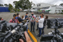 O Governo do Estado apresentou nesta sexta-feira (15), às 10h30, no Aeroporto do Bacacheri, a estrutura disponível para a distribuição da vacina contra a Covid-19. Como forma de acelerar a imunização no Paraná, o Governo destacou toda a frota área do Estado, formada por aviões e helicópteros, para o transporte da vacina. Foto: Jonathan Campos/AEN
