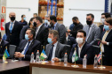 O governador Carlos Massa Ratinho Junior afirmou que a vacinação contra a Covid-19 deve começar nesta segunda-feira (18) no Paraná