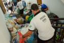 PCPR entrega à Defesa Civil cinco toneladas de doações para vítimas de enchentes de Guaraqueçaba  -  Foto: Divulgação Polícia Civil do Paraná/SESP