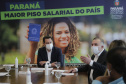 O governador Carlos Massa Ratinho Junior ratificou nesta terça-feira (9) os novos valores do salário mínimo regional do Paraná, que se mantém como o maior do País. Dividido em quatro faixas salariais, que variam de R$ 1.467,40 a R$ 1.696,20, conforme a categoria, o reajuste foi aprovado pelo Conselho Estadual do Trabalho, Emprego e Renda (Ceter), vinculado à Secretaria de Estado da Justiça, Família e Trabalho.