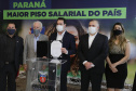 O governador Carlos Massa Ratinho Junior ratificou nesta terça-feira (9) os novos valores do salário mínimo regional do Paraná, que se mantém como o maior do País. Dividido em quatro faixas salariais, que variam de R$ 1.467,40 a R$ 1.696,20, conforme a categoria, o reajuste foi aprovado pelo Conselho Estadual do Trabalho, Emprego e Renda (Ceter), vinculado à Secretaria de Estado da Justiça, Família e Trabalho.
