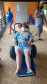 A cadeira anfíbia, com pneus adaptados, facilitou a vida de dona Francisca Alves de Lima, 75 anos, ao visitar a Ilha do Mel, no Litoral do Paraná. Com má circulação nas pernas, ela foi a primeira usuária do benefício, disponibilizado pelo Instituto Água e Terra (IAT) desde o dia 7 de janeiro deste ano.  -  Foto: Divulgação SEDEST/IAT