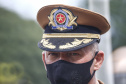 O governador Carlos Massa Ratinho Junior participou nesta sexta-feira (12) da cerimônia de posse do coronel Hudson Leôncio Teixeira como Comandante-Geral da Polícia Militar do Paraná. O ex-comandante, coronel Péricles de Matos, foi para a reserva remunerada da corporação. A cerimônia aconteceu na Academia Militar do Guatupê, em São José dos Pinhais, na Região Metropolitana de Curitiba.