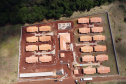 O governador Carlos Massa Ratinho Junior vistoria as obras do Condomínio do Idoso de Foz do Iguaçu. 