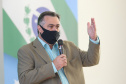 O governador Carlos Massa Ratinho Junior entrega   nesta terca-feira (23),  Vans para 45 municípios  no Programa de Qualificação da Atenção Primária emSaúde acompanhado do  vice-governador Darci Piana, do secretarrio de Estado da Saude, Beto Preto (foto), do Secretaria de Estado da Administração e Previdência, Marcel Micheletto   e do chefe da Casa Civil, Guto Silva.  Curitiba, 23/02/2021. Foto: Geraldo Bubniak/AEN
