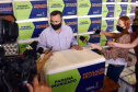 As doses chegaram no aeroporto de São José dos Pinhais na manhã desta quarta-feira e já foram encaminhadas para o Cemepar para o registro, armazenamento em câmara fria com temperatura entre 2 e 8 graus e organização para distribuição entre as Regionais de Saúde do Estado.  Foto: Antonio Americo/SESA