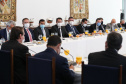 &#8232;O governador Carlos Massa Ratinho Junior participou nesta quarta-feira (24), em Brasília, da reunião com os chefes dos Três Poderes que definiu a criação de um comitê para articular nacionalmente as ações de enfrentamento à pandemia de Covid-19. Foto: Marcos Corrêa/PR