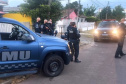 Integrantes da Força Nacional, da Polícia Civil do Paraná e da Guarda Municipal, atuantes no projeto "Em Frente Brasil", prenderam quatro homens investigados por diferentes práticas criminosas. Os mandados judiciais de busca e apreensão e de prisão foram expedidos pela justiça e a ação policial ocorreu na manhã desta quarta-feira (07/04) em São José dos Pinhais, Região Metropolitana de Curitiba.  -  Curitiba, 08/04/2021  -  Foto: Divulgação SESP