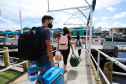 Nesta segunda-feira (19) no Terminal de Embarque de Pontal do Sul, o secretário de Infraestrutura e Logística do Paraná, Sandro Alex, assinou o convênio que formaliza a parceria entre o Estado e as prefeituras de Pontal do Paraná e de Paranaguá  -  Pontal do Paraná, 19/04/2021  -  Foto: Rodrigo Félix Leal/INFRA