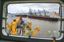 O Porto de Antonina está apto para receber navios com maior capacidade de carga. O calado operacional do canal de acesso ao terminal passa de 8 para 8,5 metros. Essa é a profundidade em que as embarcações podem ficar submersas na água, ao navegar para entrar ou sair do terminal.  -  Paranaguá, 22/04/2021  -  Foto: Claudio Neves/Portos do Paraná