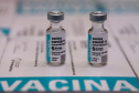 São 303.000 doses da Covishield, da Universidade de Oxford/Astrazeneca/Fiocruz, e 6.200 doses da Coronavac. Doses serão distribuídas às 22 Regionais do Paraná a partir das 8h desta sexta-feira (29). Foto: Ari Dias/AEN