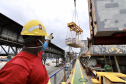 Neste dia 1º de maio, Dia do Trabalhador, a Portos do Paraná destaca a importância do trabalho portuário para a manutenção de diversas atividades econômicas no Estado, direta ou indiretamente.  -  Fotos: Arquivo/ Claudio Neves/Portos do Paraná
