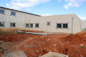 A construção da Cadeia Pública de Ponta Grossa, nos Campos Gerais, segue em andamento e já tem 60% das obras executadas. A previsão é que a entrega seja feita ao Departamento Penitenciário do Paraná (Depen-PR) ainda neste ano. O secretário da Segurança Pública, Romulo Marinho Soares, visitou as obras e destacou que a unidade faz parte de um projeto do Governo do Estado de ampliação do sistema prisional do Paraná.  -  Ponta Grossa, 03/05/2021  -  Foto: SESP/PR